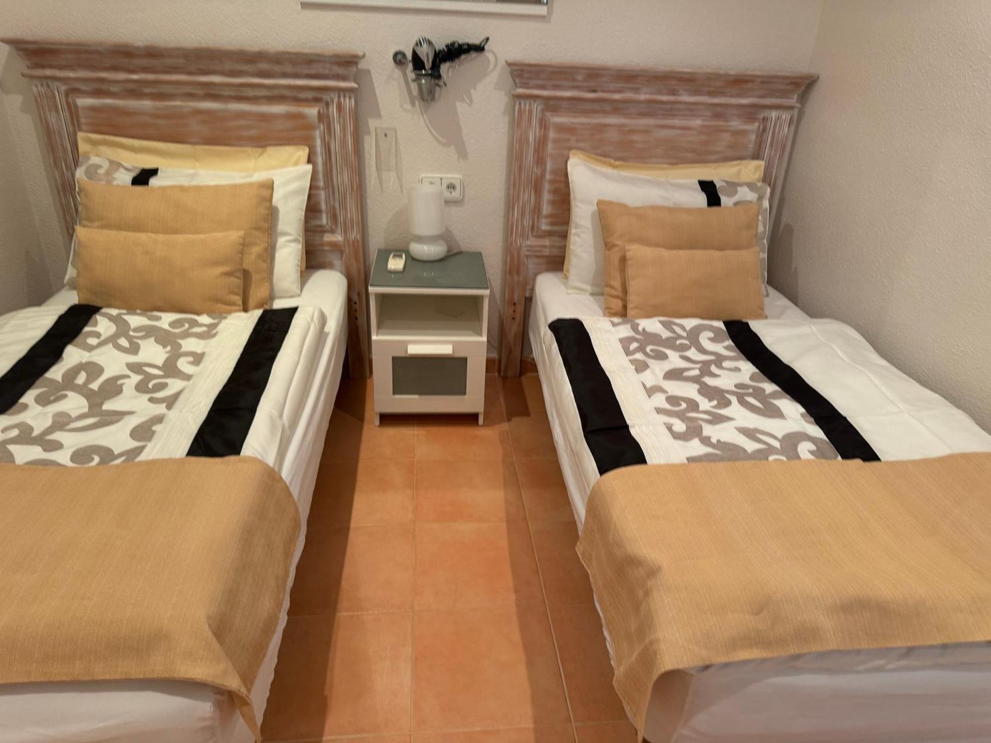 Casa Lanjaron B&B San Miguel De Salinas Luaran gambar